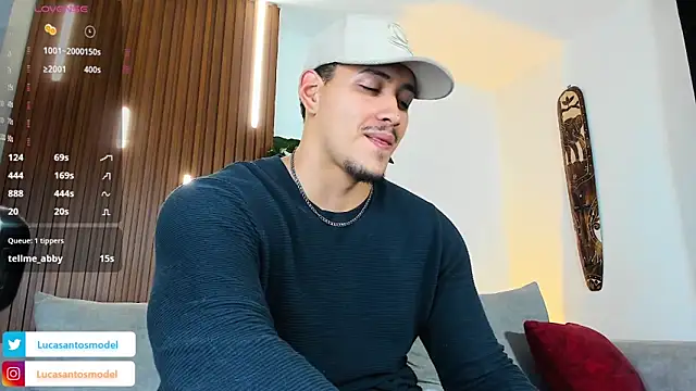 lucasanto  online show from March 27, 4:16 am