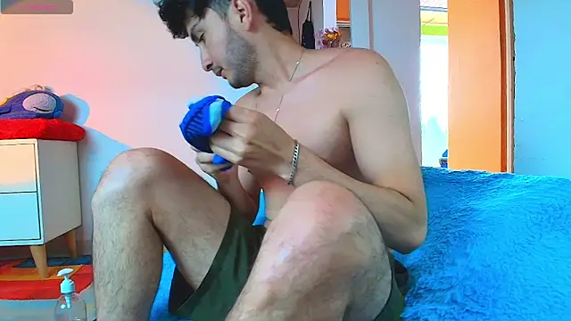 santyago taylor online show from February 26, 7:04 pm