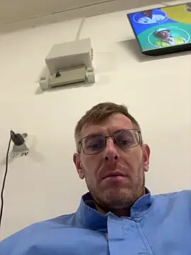 adrian90bi11 online show from March 23, 11:05 am