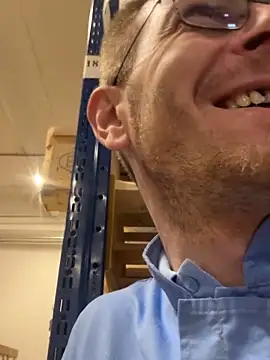 adrian90bi11 online show from March 25, 11:36 am