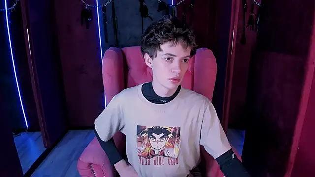 LukeSweet online show from January 16, 10:40 am