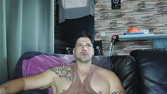 XxBigboybandxX online show from November 11, 10:53 am