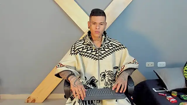 jamesinked  online show from December 23, 2:28 pm