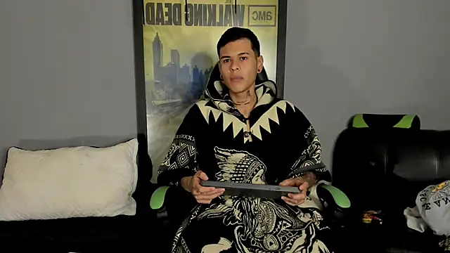 jamesinked  online show from March 19, 12:48 am