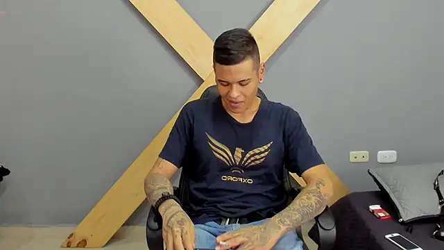 jamesinked  online show from December 24, 5:34 pm