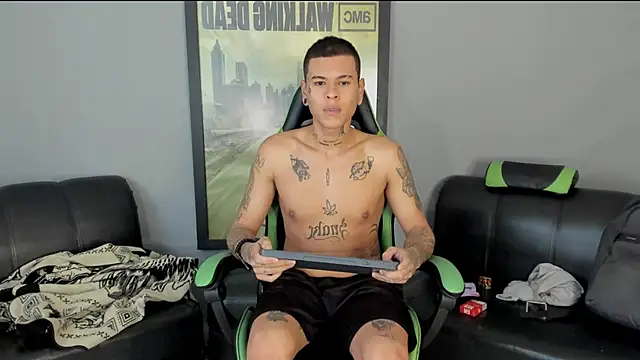 jamesinked  online show from January 4, 7:02 pm