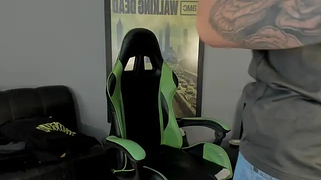 jamesinked  online show from February 10, 4:36 pm