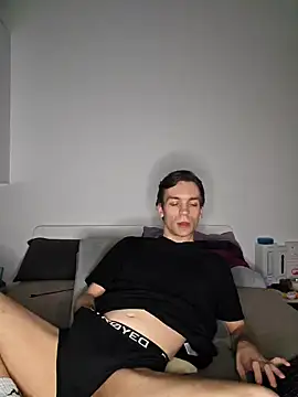 nickdtr online show from February 1, 5:18 am