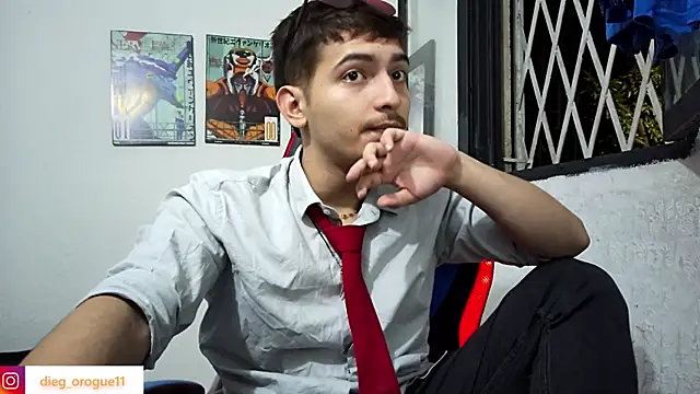 Snapshot of DiegoRogue_ chatting on February 16, 3:37 am DiegoRogue online show from February 16, 3:37 am