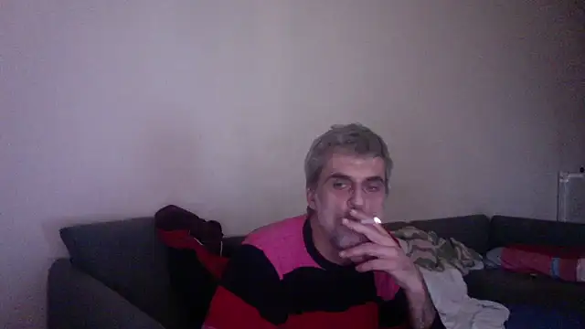 Snapshot of skossa777 chatting on December 15, 2:59 pm skossa777 online show from December 15, 2:59 pm