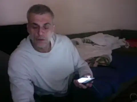 Snapshot of skossa777 chatting on February 5, 3:53 pm skossa777 online show from February 5, 3:53 pm