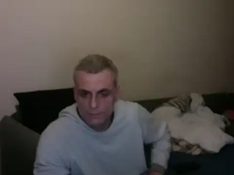 Snapshot of skossa777 chatting on February 9, 8:56 pm skossa777 online show from February 9, 8:56 pm