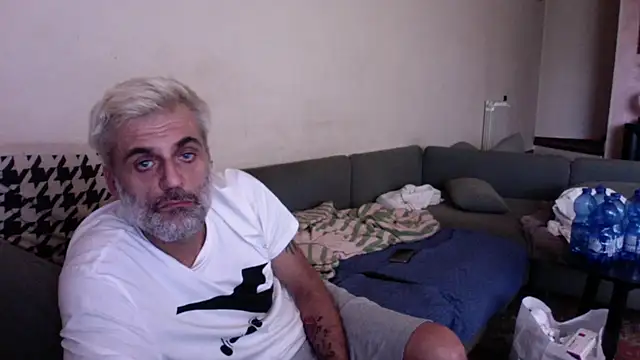 Snapshot of skossa777 chatting on September 10, 12:15 pm skossa777 online show from September 10, 12:15 pm