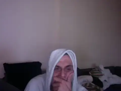 Snapshot of skossa777 chatting on February 6, 4:14 pm skossa777 online show from February 6, 4:14 pm