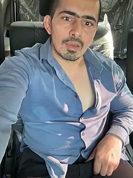 shivani0999 online show from February 12, 3:45 am