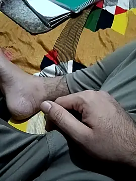 Naresh00766 online show from December 20, 2:46 pm