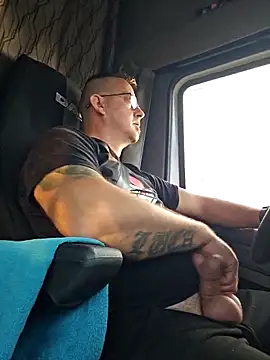 alle2121 online show from November 17, 3:15 pm