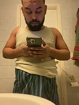 malout123J online show from March 21, 6:12 pm