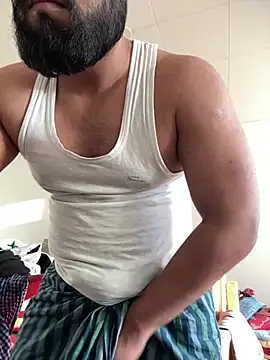 malout123J online show from April 8, 4:16 pm