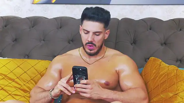 DustinKeent online show from March 31, 4:47 am