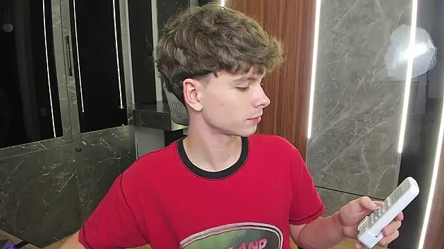 calvin love you online show from March 29, 5:13 pm