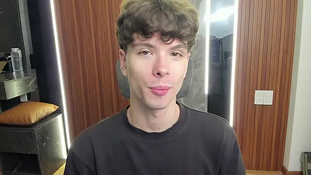 calvin love you online show from April 18, 5:14 pm