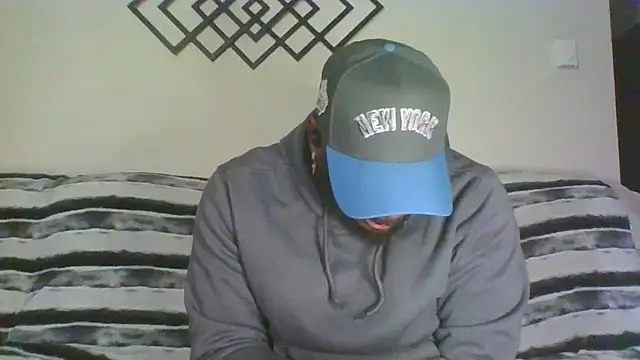 Stayinalive1992 online show from December 17, 3:58 am