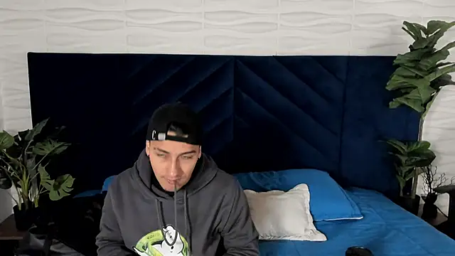 Andy Joy  online show from November 7, 12:08 pm