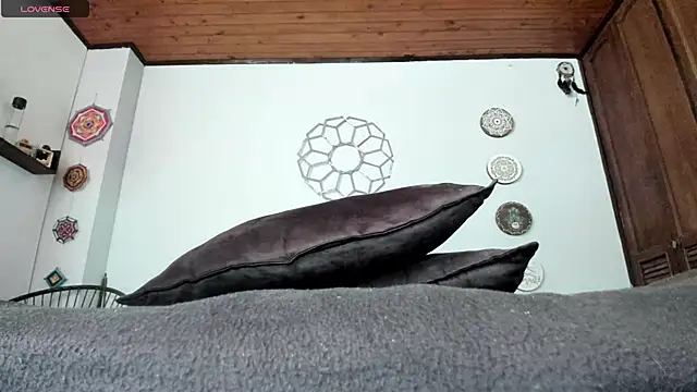 Antoniohot2024 online show from November 11, 12:10 pm