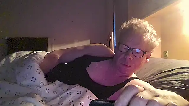 kinkyslet8 online show from October 13, 6:52 am