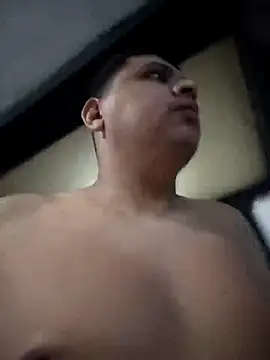 11anduardo online show from February 26, 5:53 am