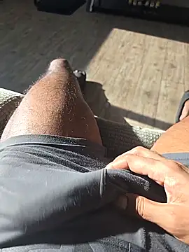 Snapshot of Keshuloveyou chatting on February 16, 8:11 pm Keshuloveyou online show from February 16, 8:11 pm