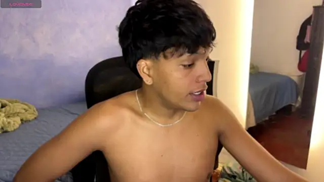 Xander bonnet1 online show from October 9, 12:21 pm