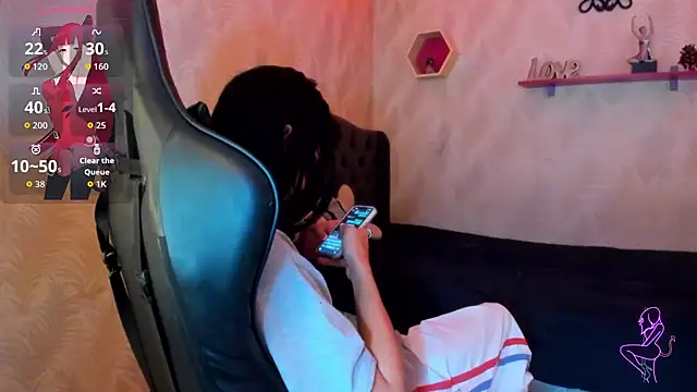 andy bell x online show from December 16, 2:29 am