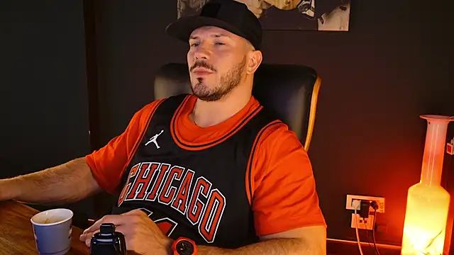 AngeloEric online show from November 11, 12:21 pm