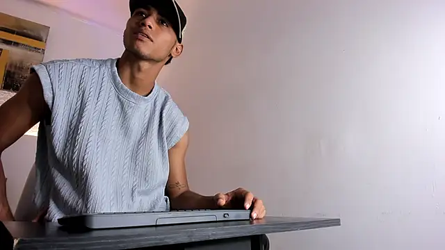zander 2120 online show from May 21, 1:59 pm