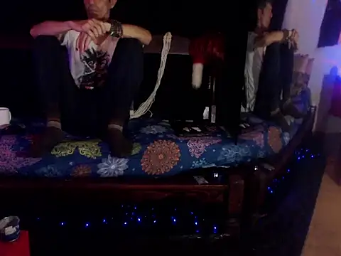 laye19 online show from September 27, 2:20 am