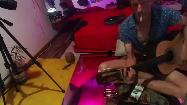 laye19 online show from February 22, 11:32 pm