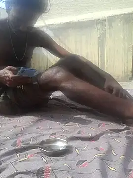 Chocolate stud10 online show from November 29, 7:21 am