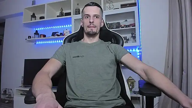 ToddClaytonn online show from November 6, 1:41 am