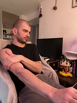 Greyoff online show from March 3, 8:45 am