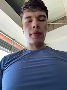 Logan smith1 online show from March 19, 8:12 pm