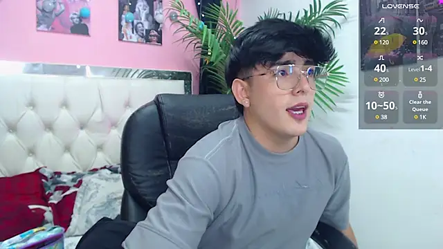 nolan twink1 online show from March 22, 6:47 pm