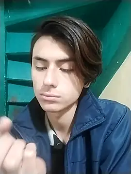 Snapshot of Alann_sr chatting on October 6, 1:21 am Alann sr online show from October 6, 1:21 am