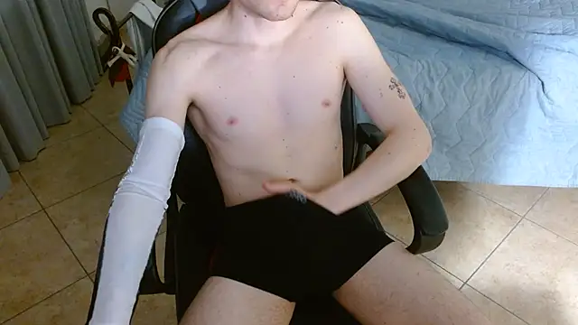 FitGuyDream online show from May 25, 10:27 pm