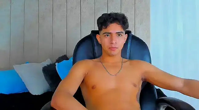 Muichiro tokito1 online show from February 26, 3:32 am