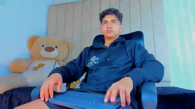 Muichiro tokito1 online show from February 1, 4:24 am