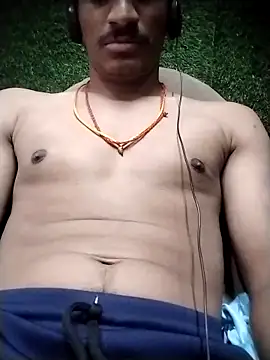 vicky0805 online show from December 15, 5:37 am