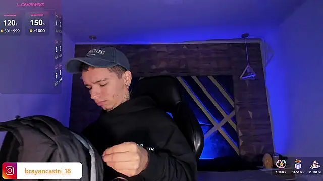 Ian Castillo  online show from April 10, 11:28 am