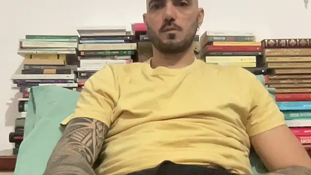 alessandromori91 online show from April 3, 8:05 pm